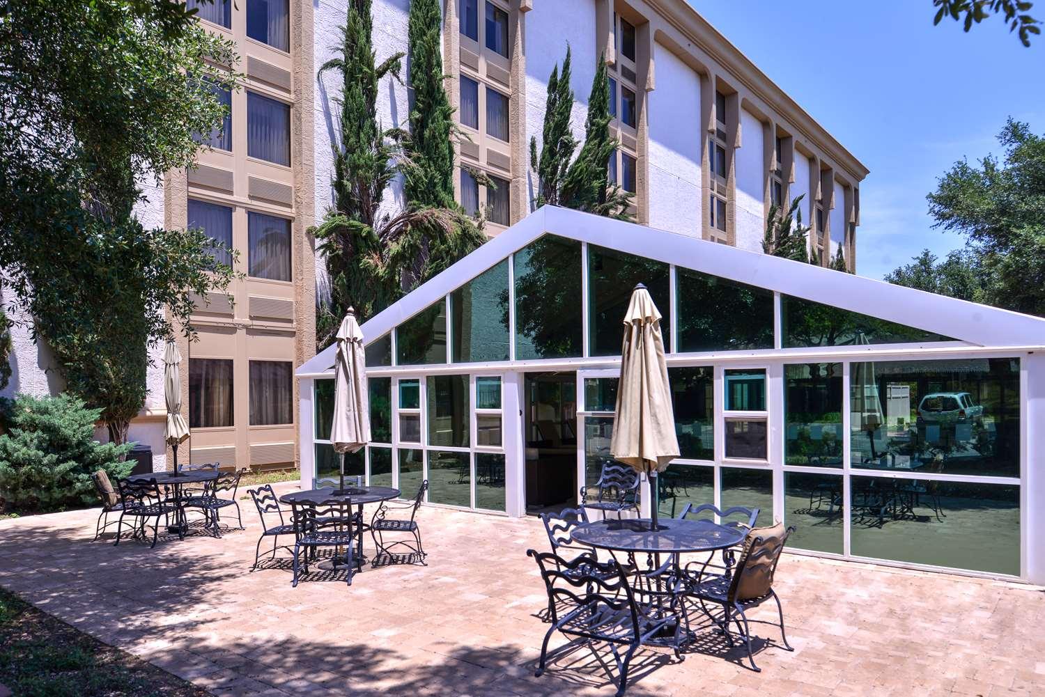 Clarion Hotel San Angelo Near Convention Center Екстер'єр фото