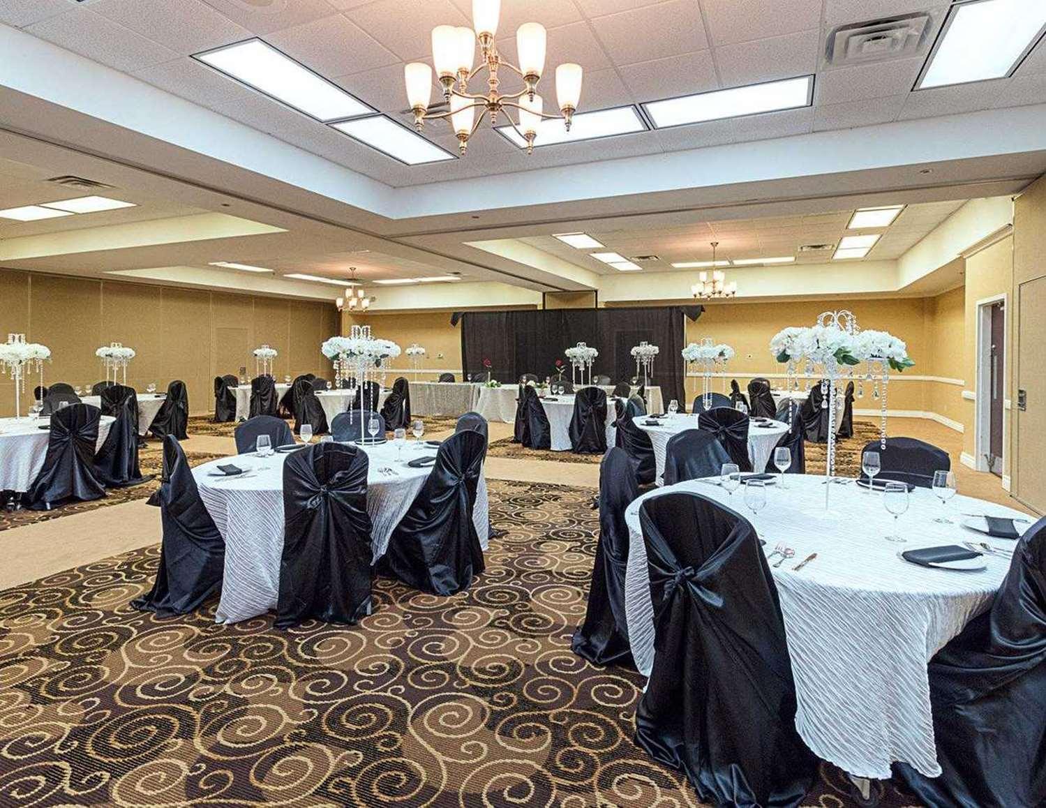 Clarion Hotel San Angelo Near Convention Center Екстер'єр фото