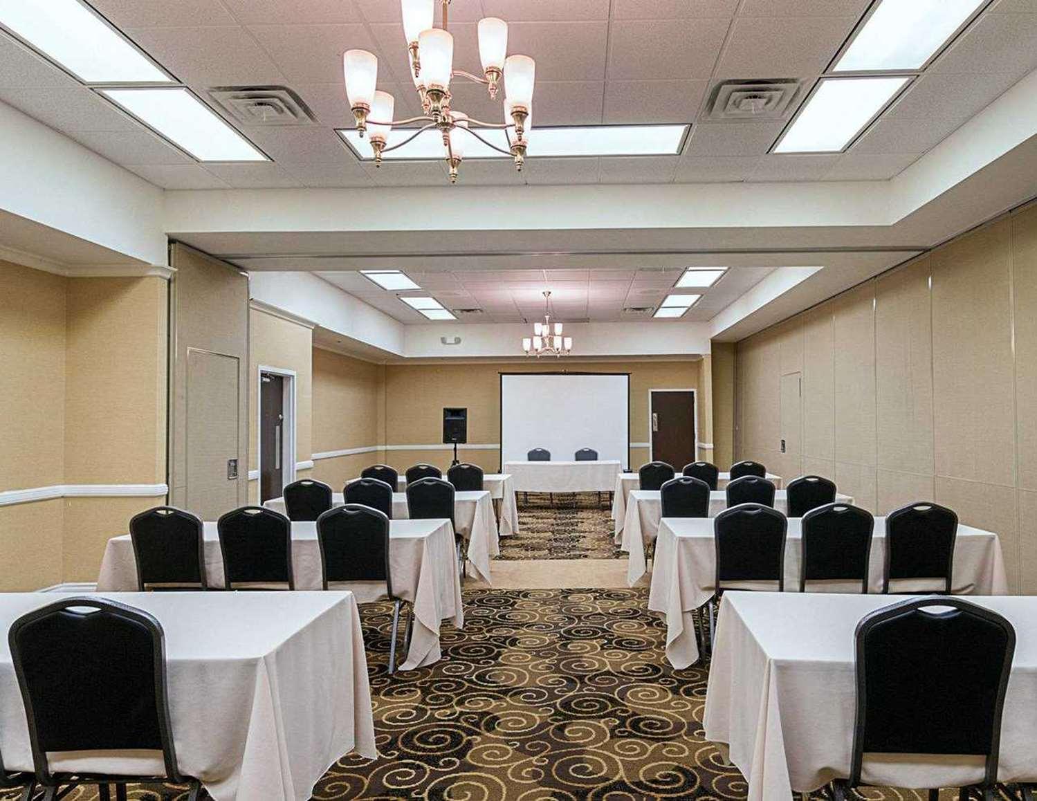 Clarion Hotel San Angelo Near Convention Center Екстер'єр фото