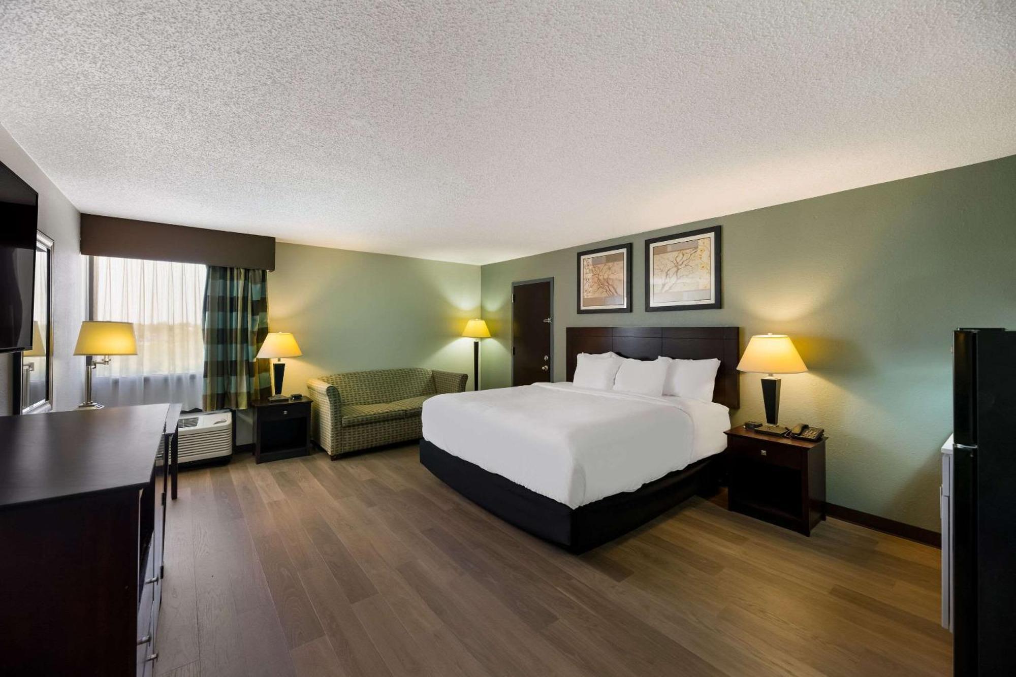 Clarion Hotel San Angelo Near Convention Center Екстер'єр фото